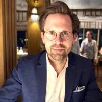 700+ profilů „Evertz“