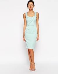 Our collection of tall gowns are designed to fit tall brides with extended torsos and skirt. Dresses For Weddings Find A Dress For A Wedding At The Boutique Easter Dresses For Women Dresses Wedding Guest Dress