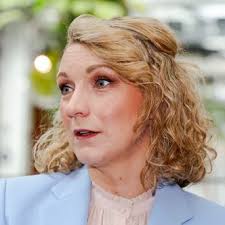 Vil ha 15 års aldersgrense på sosiale medier