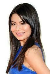 Miranda cosgrove was 14 years old when she started the show icarly. Miranda Cosgrove Icarly Wiki Fandom