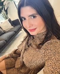 Erika Toro's Instagram, Twitter & Facebook