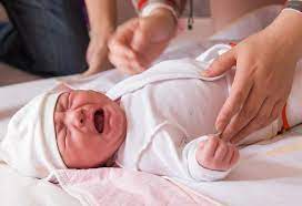 Wind In Babies - Causes, Symptoms And How To Help