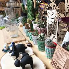Backtowork La Boutique Et L Atelier Rouvrent Doucement Leurs Portes Pour Cette Rentree Des Horaires Raccourcis Et Des Table Decorations Decor Home Decor