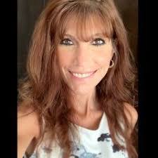 Stephanie Harp's Instagram, Twitter & Facebook