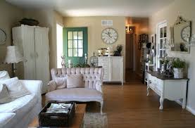Large french provençal storage jar, late 19th century. How To Achieve A French Country Style