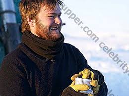 Jul 16, 2020 · shawn pomrenke's net worth is reportedly good despite his business woes. Bering Meergold Cast Vermogen Gehalt 2019 Fernsehserien Juli 2021