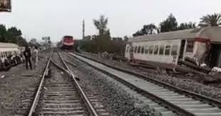 وزير النقل من موقع حادث قطار طوخ : N6dmohsqmaqxnm
