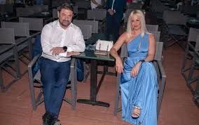 Άγνωστοι δράστες είχαν τοποθετήσει γκαζάκια στην επιχείρηση της συζύγου του στην οδό. Giwta Panagiwtopoyloy H Anarthsh Ths Syzygoy Toy Nikoy Xardalia Gia Tis Emprhstikes Epi8eseis Stis Epixeirhseis Ths Fthis Gr
