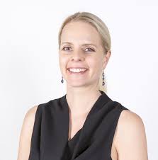 DIFFERENTIATE WITH REAL-TIME BUSINESS INSIGHTS