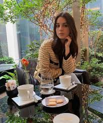 The power needed a spark, and kane farrell delivered, with a stunning running bomb from well outside 50 that sailed through the goals. Adelaide Kane Breaks Down Her Supposed 4m Wealth In Candid Tiktok Video Ladbible