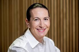 Fotogalerie: Náměstkyně primátora Prahy pro bytovou a sociální politiku  Alexandra Udženija...