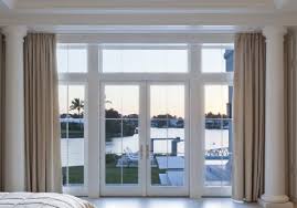 Desain jendela kamar tidur yang berperan penting pada ruang minimalis ini hal yang pertama yang harus anda perhatikan adalah penempatan dari jendela kamar itu sendiri, yang mana anda harus pastikan bahwa jendela tersebut di letakkan pada area yang bisa terkena cahaya matahari ketika pagi hari, sebab cahaya saat pagi hari ini mengandung sinar. 8 Desain Jendela Minimalis Yang Buat Rumah Lebih Bergaya Jual Kitchen Set Lemari Backdrop Furniture Meuble Meja Rias Divan Murah Bekasi Jakarta Rumah Interior