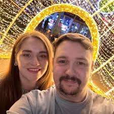 CAUGHT HER TALKING TO ANOTHER MAN!!