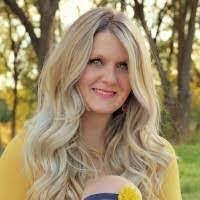 Kendra Leatherwood's Instagram, Twitter & Facebook