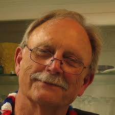 Triangle of Deception (Dan Gordon Intelligence Thriller): Carmon, Haggai:  9780843961928: Amazon.com: Books