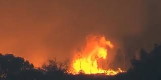 Elle est actualisée chaque soir pour la journée du lendemain.>> relire. La Sardaigne Ravagee Par Les Flammes