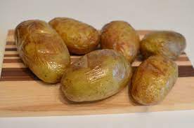 How To Bake Yukon Gold Potatoes Baked Yukon Gold Potatoes Gold Potato Recipes Baked Potato Recipes