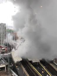 On september 2nd, 1666, a tiny spark in a bakery oven ignited the worst fire that london has ever seen. I3tots9ldv2dem