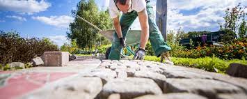 Unser gartenpflege im abo konzept, entlastet sie von der gartenarbeit und ermöglicht ihnen gartengenuss ohne. Gartner In Fachrichtung Garten Und Landschaftsbau Documenta Stadt Kassel