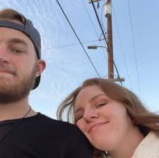 Taryn Burns and Brady Deaton's Wedding Website