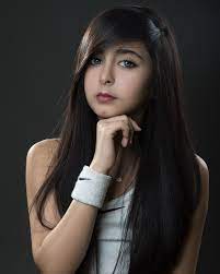 م ذهله تملأك بالأسئله هي حقيقه أو خيال هي ممكنه ولا محال وسهلها صعب المنال أو صعبها تستسهله م ذهله الفنن الراقي