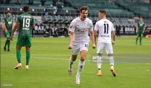 Stuttgart's sasa kalajdzic pulls the strings in win vs. Fc Augsburg Vs Borussia Monchengladbach Preview How To Watch Kick Off Time Team News Predicted Lineups And Ones To Watch Vavel International