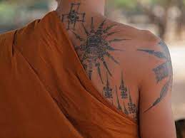 Use them in commercial designs under lifetime, perpetual & worldwide rights. Monk S Tattoos Symbole Tatouage Tatouage Sak Yant Symbole Bouddhiste