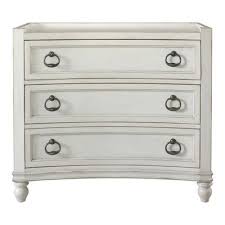 Hgtv Home Caravan 3 Drawer Charging Bachelor S Chest Home Furniture Bachelors Chest Bassett Furniture