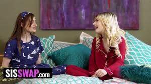 Free HD Sis Exchange - Hot Step Sisters Train Their Inexperience Step  Brothers How To Get Their 1St Base Vid