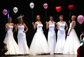 Brautkleider jetzt online bei amazonde bestellen. Brautkleider Von Asos Und Topshop Sind In