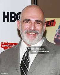 32 Photos & High Res Pictures