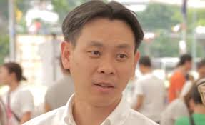 September 30, 1992), better known online as loui5ng, is a hong kong youtuber and twitch streamer. Pap Mp Louis Ng Is Still Concerned About Smoking In One S Own Flat The Independent News