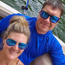 Is blinkers tavern somewhere I can take children to?