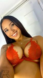 Onlyfans-sarah-lopez-1