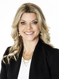 Krystal Cartwright's Instagram, Twitter & Facebook