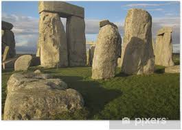 The stones of stonehenge have endured centuries of weathering and erosion. Poster Schliessen Sie Oben Von Stonehenge Pixers Wir Leben Um Zu Verandern