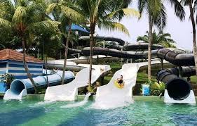 You can use a wide range of amenities: A Famosa Water Theme Park Ticket Ticket2u