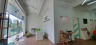 The ut language centre (utlc) offers courses in academic writing, languages (english, dutch, spanish, mandarin chinese), academic skills and more, for students and staff. Klc Kinabalu Language Centre Home Facebook