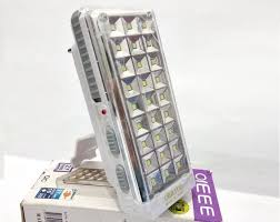 Jenis lampu emergency yang pertama kali dicari biasanya adalah senter. Rangkaian Elektronika Skema Lampu Led Emergency 220v Sederhana Dan Cara Kerjanya Andalan Elektro
