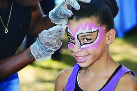 Hundreds show for South Norwalk Community Day