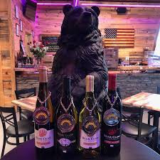 Bear Claw Vineyards & Winery, Inc. - Tourist Attraction in Blue Ridge