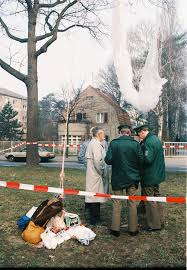 Het noorderlicht gisteravond vastgelegd vanuit het zeeuwse oostkapelle. 8 Maart 1989 Zo Vloog Het Laatste Slachtoffer Van De Berlijnse Muur Zijn Dood Tegemoet De Volkskrant