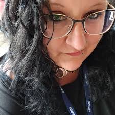 Kate Stacy's Instagram, Twitter & Facebook