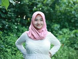 Jersey dress with feminine floral print. Jilboobs Hd Id Di Instagram Jilboobs Hd Jilboobs Hd Indonesia Hijabindo Jilbabhits Hijaberhits Jilbabmanis Jilbabootd Jilbabhits Jilbabcantik Hijaberaceh Artofit