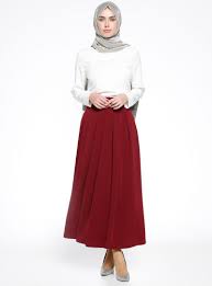 Armine Pileli Klos Etek Modelleri Klos Etek Etek Modelleri Moda