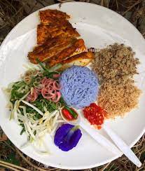 Buat penggemar nasi kerabu kelantan tetapi dalam masa yang sama nak diet, silalah munculkan diri. Cara Masak Nasi Kerabu Golok Ayam Bakar Untuk Orang Diet