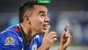 Luis Malagón le gana la batalla en dos ocasiones a Pedro Canelo