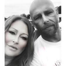 Throwback Thursday.. when it comes to glamour it's definitely Dynasty and  we were all one big happy family.. 😆 #1980s #dynasty #Alexis #glamour  #hollywood #tbt