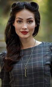 Rockabilly Hairstyles Long Rockabilly Hairstyle For Women Hair Retro Hairstyles Hair Styles Vintage Hairstyles
