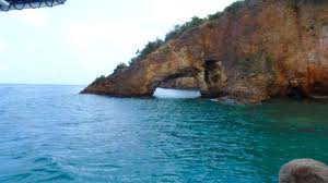 Where was pirates of the caribbean filmed. Rock Arch Where The Pirates Of The Caribbean Was Filmed Picture Of The Real Deal Boat Tours St Lucia Tripadvisor